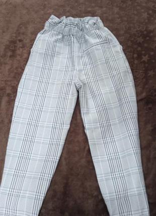 Красивые брюки, типа мом