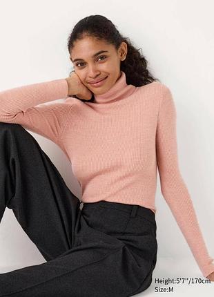 Свитер из мериносовой шерсти uniqlo