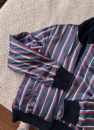 Бомбер emporio armani