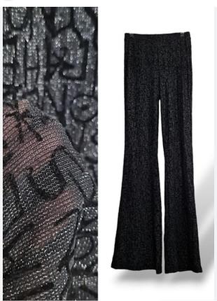 Стильные брюки клеш блестящие с принтом с8