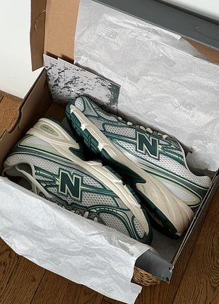 Кросівки new balance