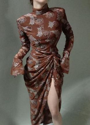 Распродажа платье prettylittlething миди драпировка