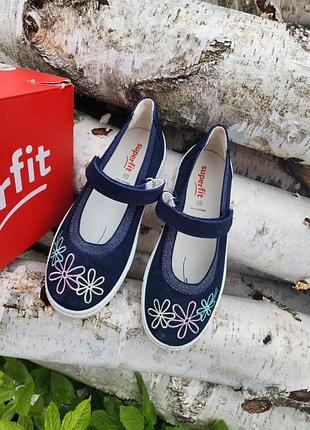 Новые замшевые туфли superfit