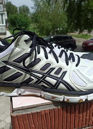 Кроссовки asics