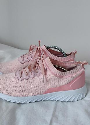 Супер кросівки kappa