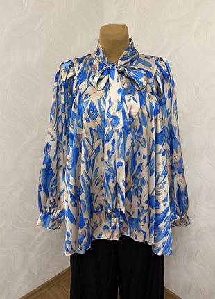 Сатинова блуза,вільний крій,італія