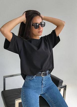 Базовая черная качественная летняя легкая женская удобная футболка