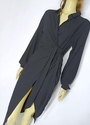 Невероятное платье на запах из натуральной ткани.