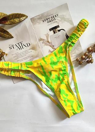 Яркие плавки бразильянки shine s 36