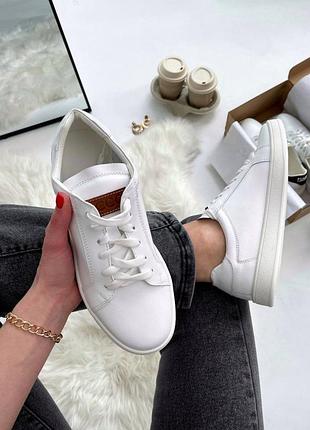 Кросівки натуральна шкіра ecco білий колір