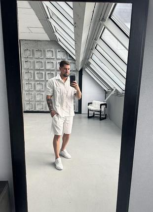 Чоловічий костюм лляний шорти плюс сорочка