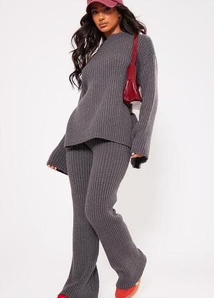 Вʼязані штани в рубчик кльош сірі брюки