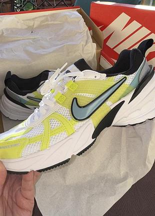 Кросівки nike v2k run оригінал