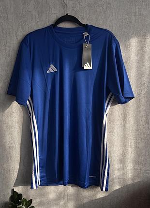 Футболка adidas