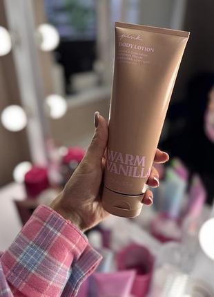 Лосьйон для тіла warm vanilla body lotion pink