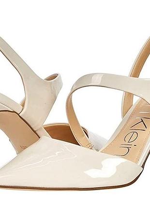 Босоніжки calvin klein з дефектом