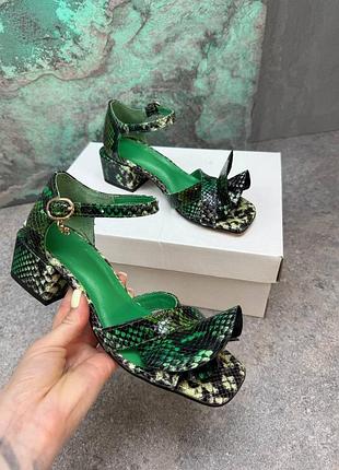 Ексклюзивні пітонові босоніжки із натуральної шкіри 🐍 kelly