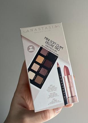 Anastasia beverly hills mini soft glam deluxe trio тіні помада олівець