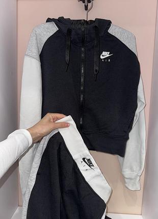 Спортивный женский костюм nike crean air оригинал, размер xs