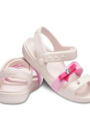 Босоножки crocs