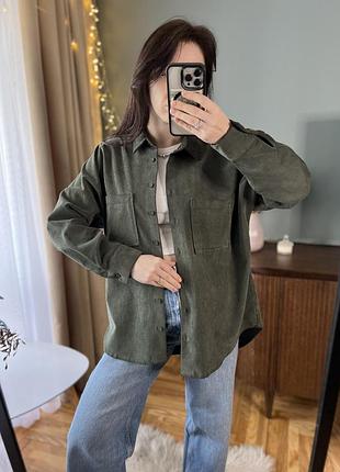 Зеленая хаки верхняя рубашка zara
