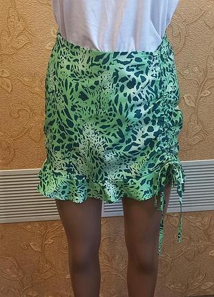 Спідниця коротка з воланом