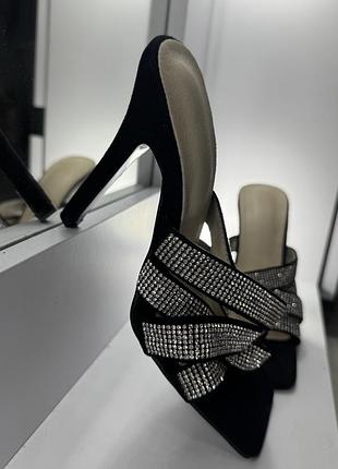Чорні мюлі з блискітками 🖤