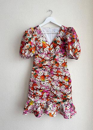 Коротка літня сукня urban revivo