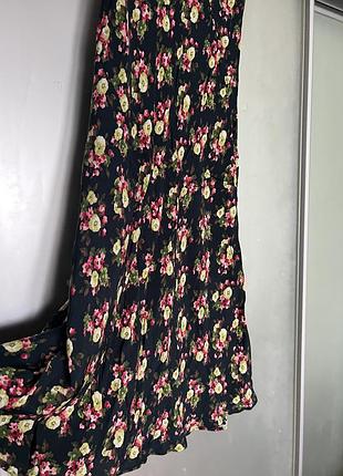 Легенька спідниця міді zara