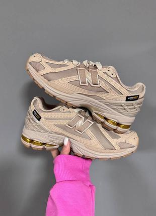 Кросівки new balance 9060 driftwood beige light brown / beige cordura premium