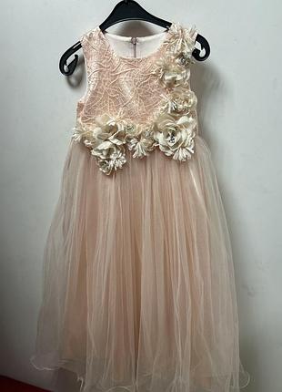 Выпускное нарядное платье