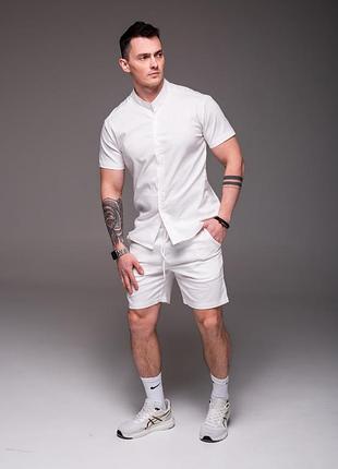 Мужской костюм с шортами