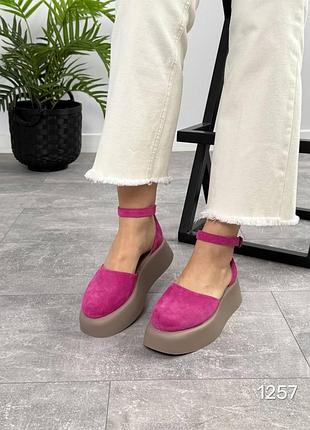 Стильные босоножки
натуральная замша