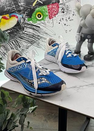 Кроссовки saucony