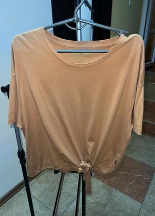Футболка  вкорочена