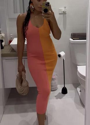 Сукня міді у ніжних тонах zara