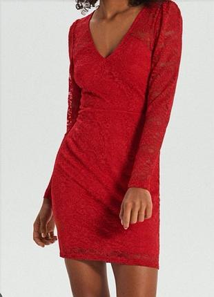 Святкова сукня .  cripp. нова ,з біркою.