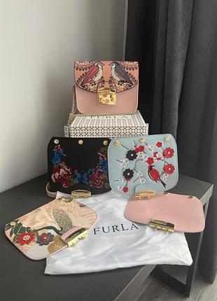 Нова сумка furla + 5 кришок від сумки рожева кросбоді metropolis mini