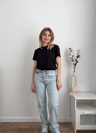 Футболка жіноча