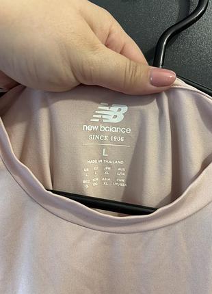 Жіноча футболка new balance3 фото