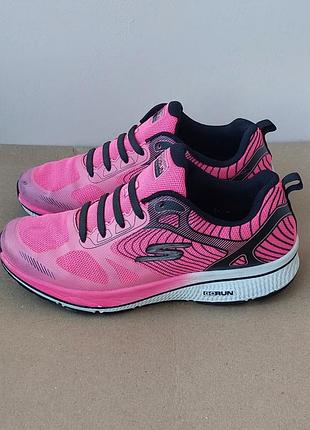 Женские летние кроссовки для бега skechers