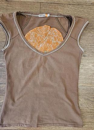 Футболка женская