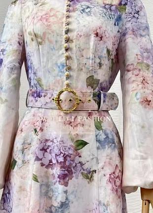 Платье женское очень красивое