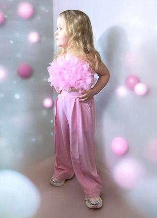 Стильний дитячий костюм топ і штанці