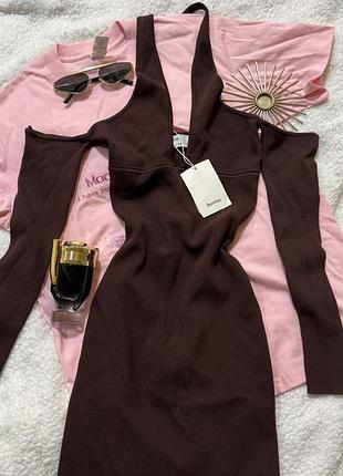 Сукня міні.