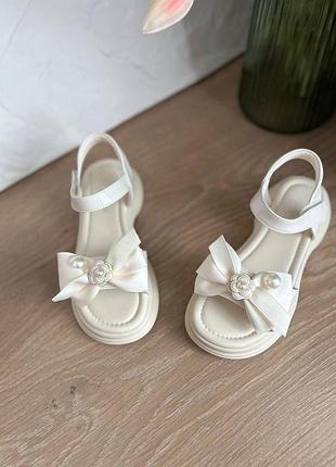 Босоніжки дитячі 4