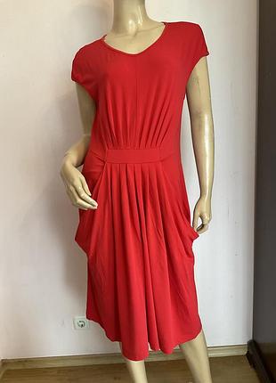Красное фирменное платье/ m- l/ brend piu- piu