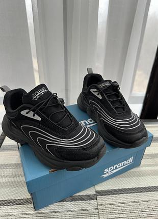 Кросівки sprandi