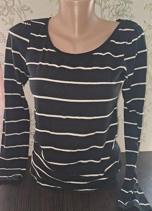 Лонгслив в полоску