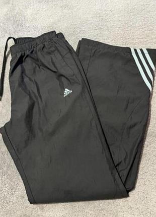 Спортивные штаны adidas